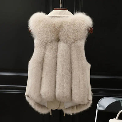 Nereida™ – Luxe Fur Weste