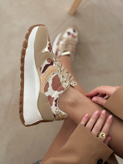 Aurelia GlitterRunner