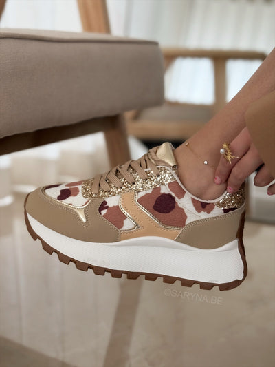 Aurelia GlitterRunner