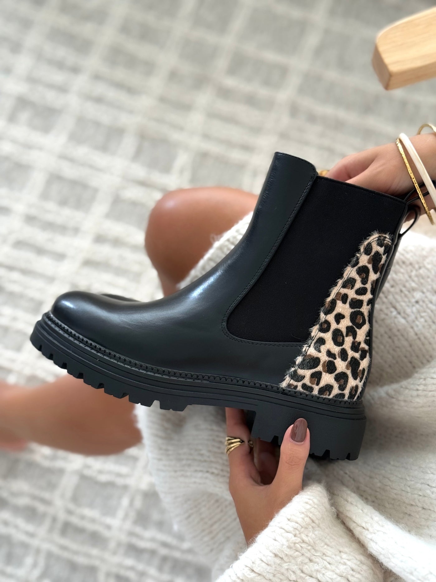 Noiré | Chelsea Laarzen met Luipaard Accent